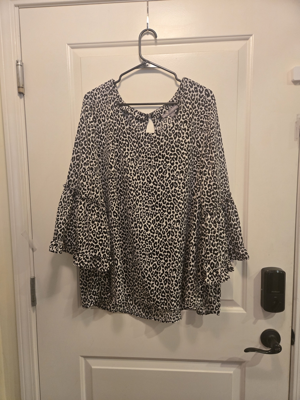 Jessica London Black & White Leopard Ruffle Sleeve Blouse